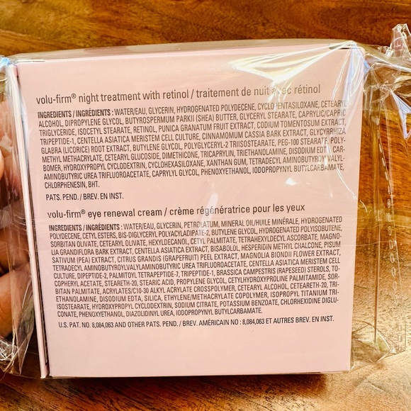 TimeWise Repair Travel Size Mini Volu-Firm The Go Set by Mary Kay - Picture 6 of 8